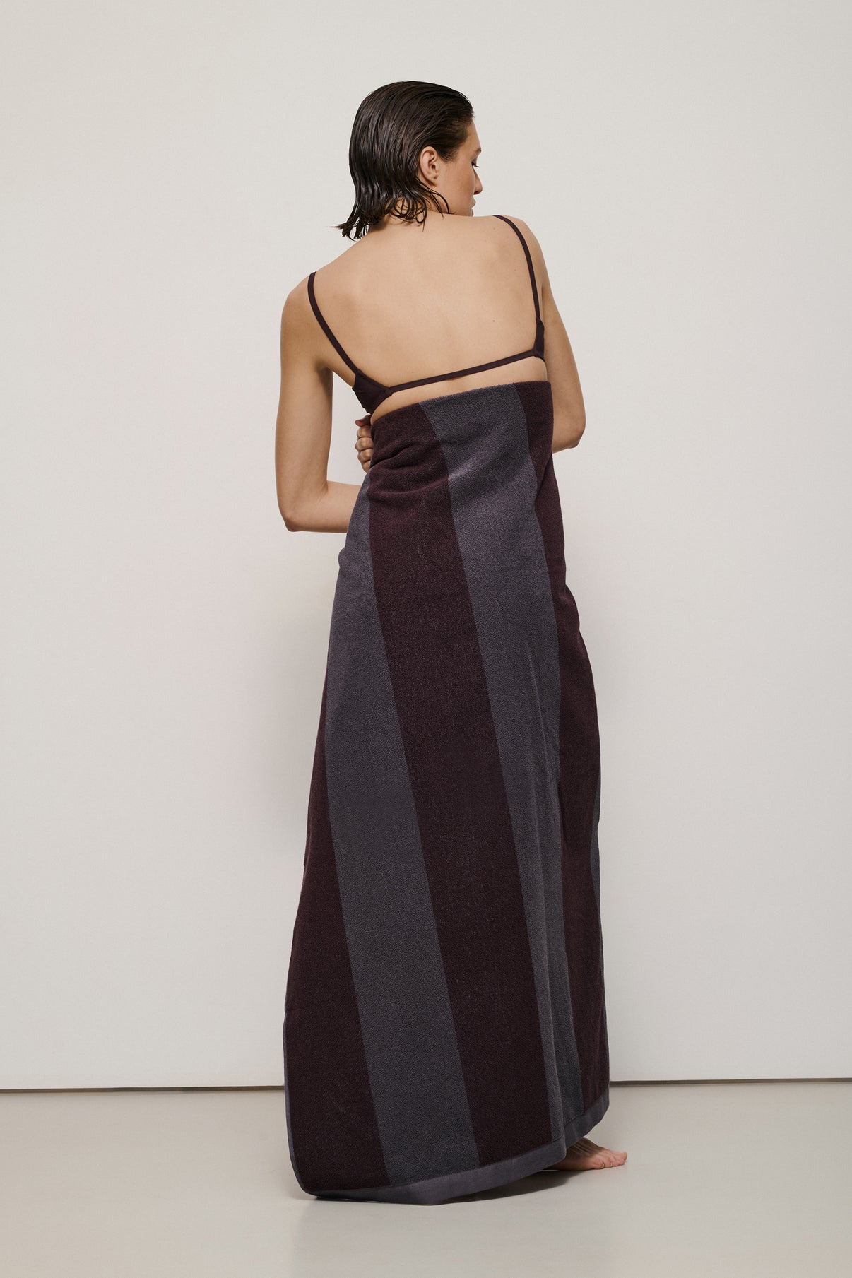 IL BURGUNDY TELOMARE TOWEL vue 2